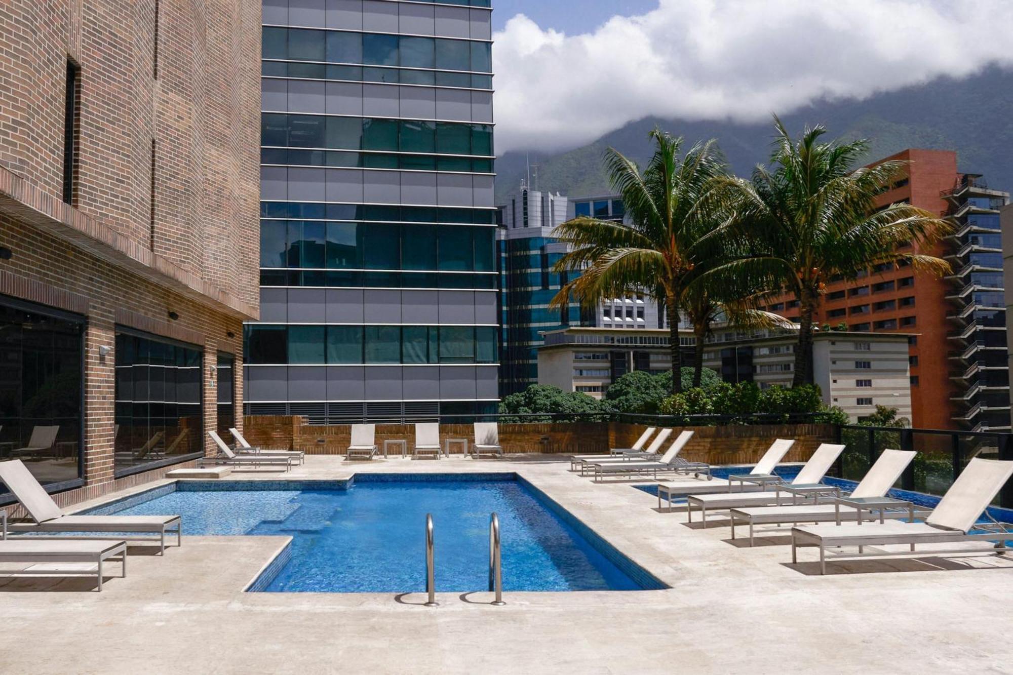 Renaissance Caracas La Castellana Hotel Exteriör bild